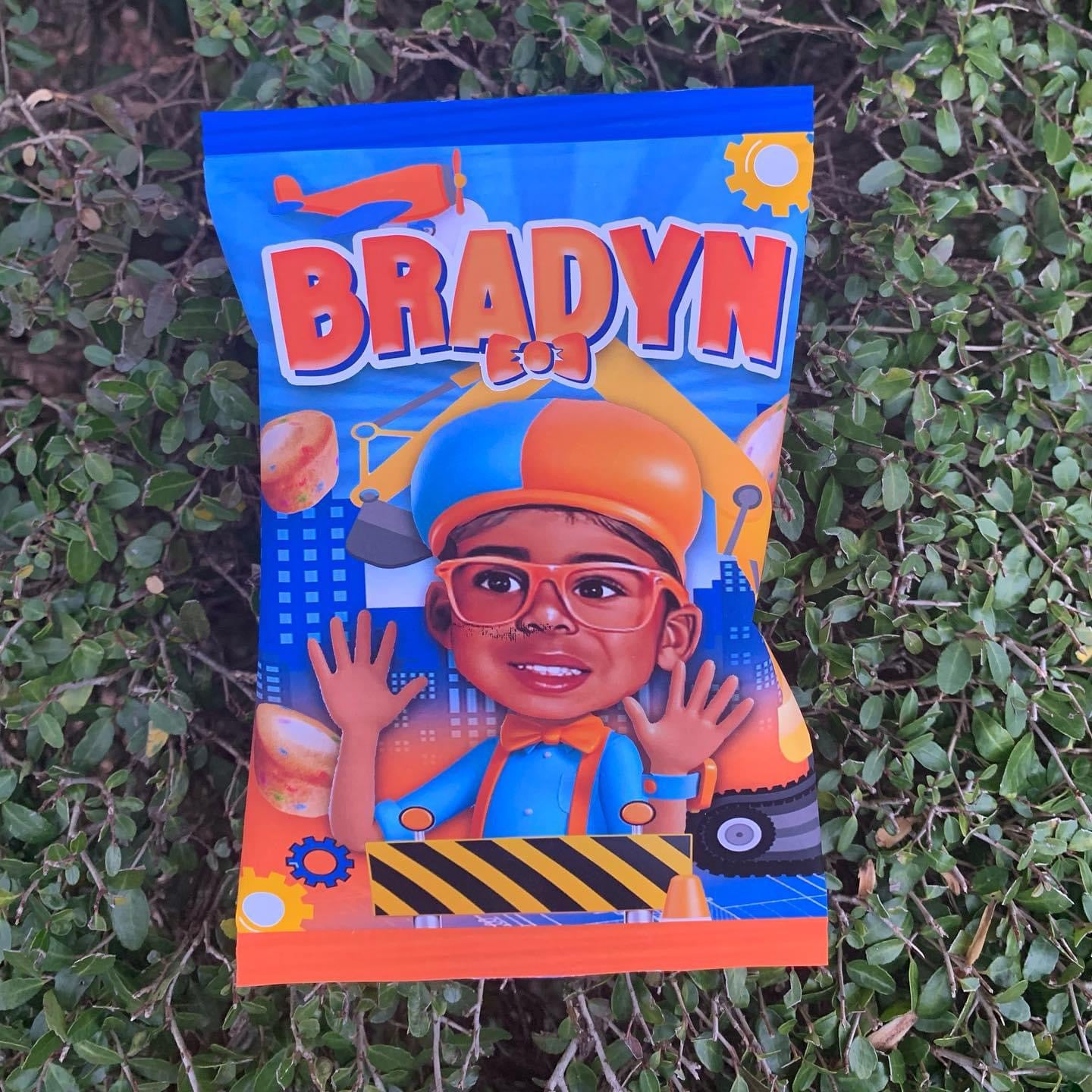 CUSTOM SNACKS