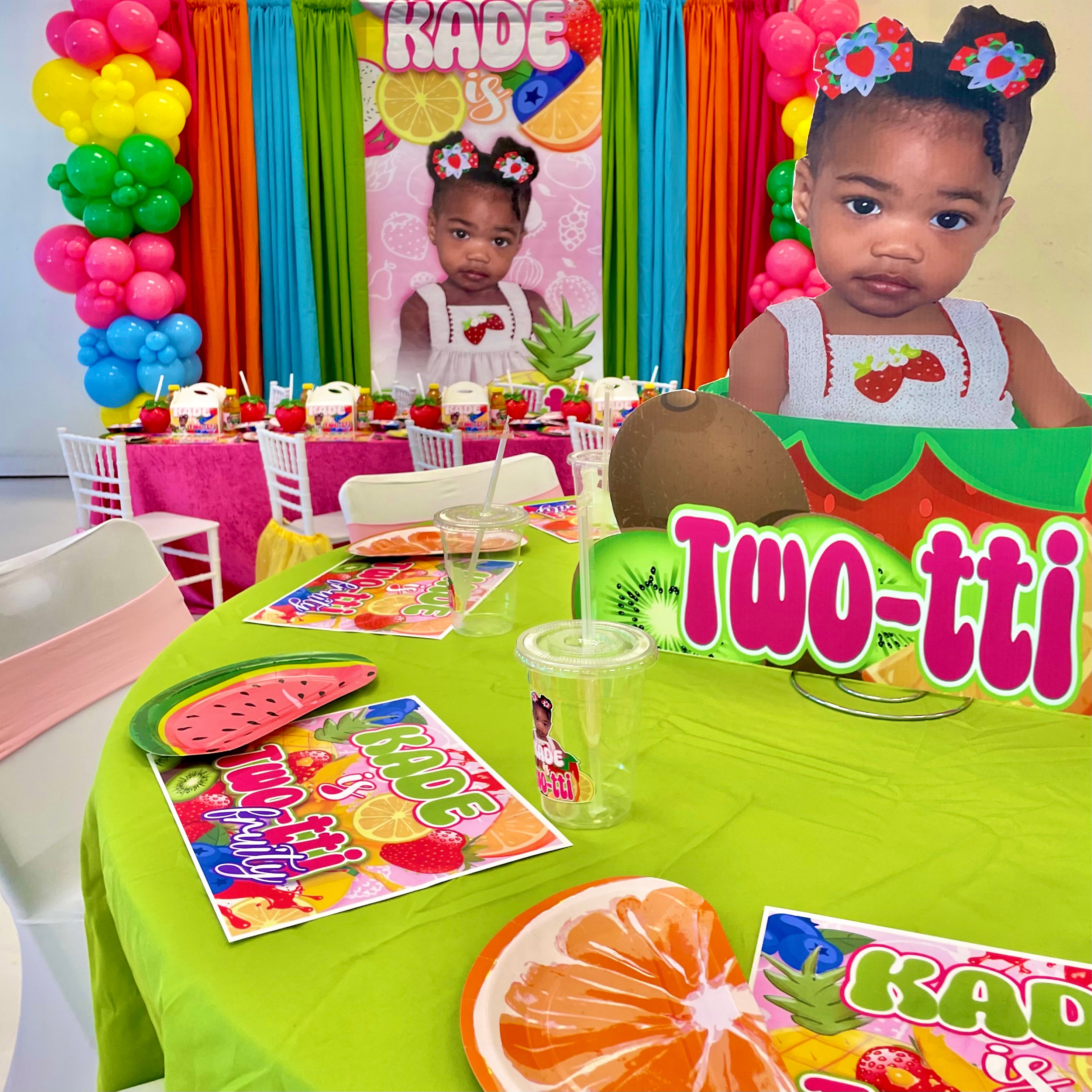 CENTERPIECES