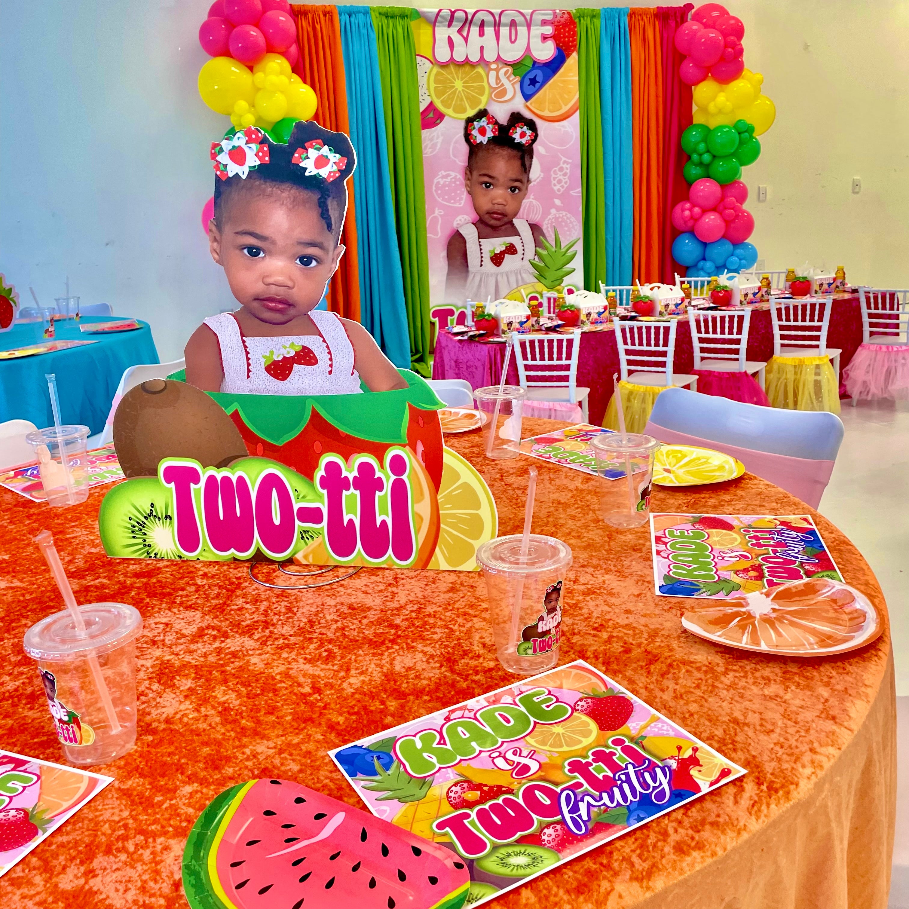 CENTERPIECES