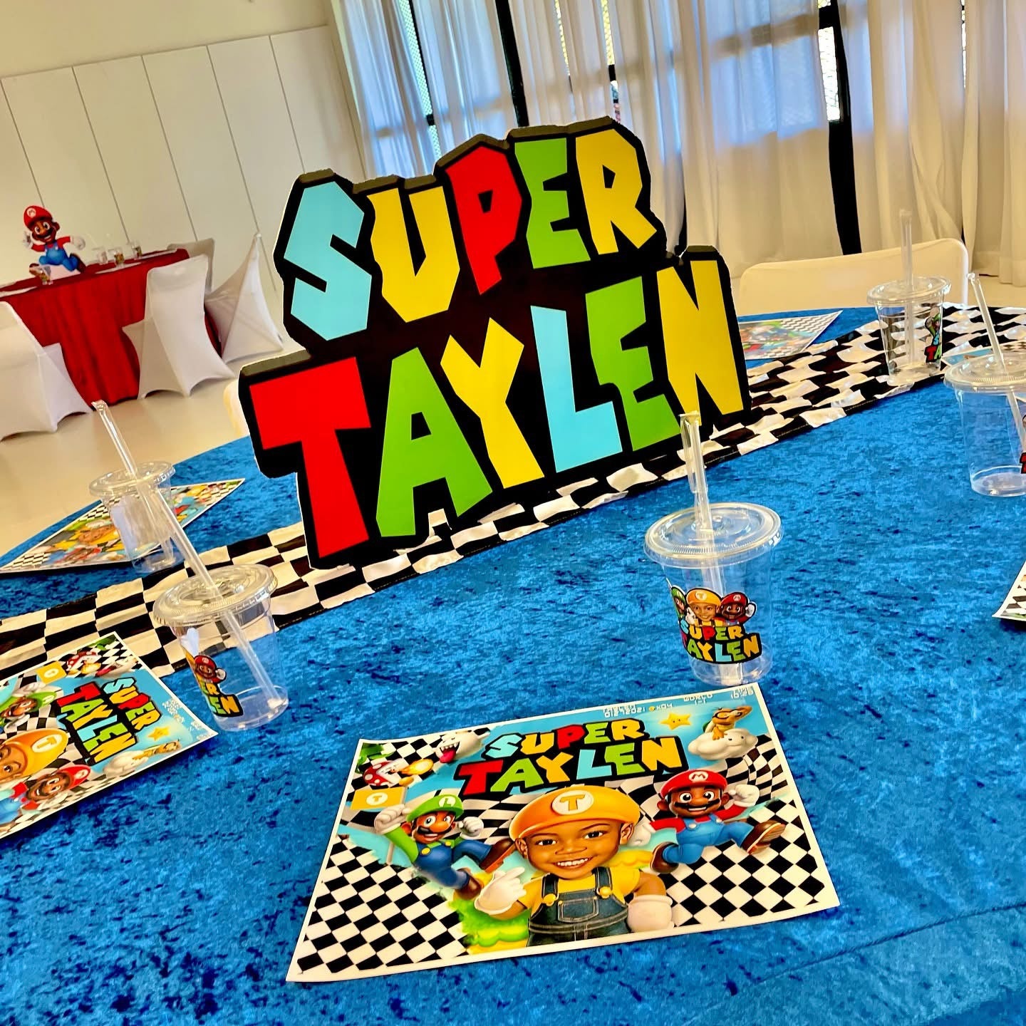 CENTERPIECES